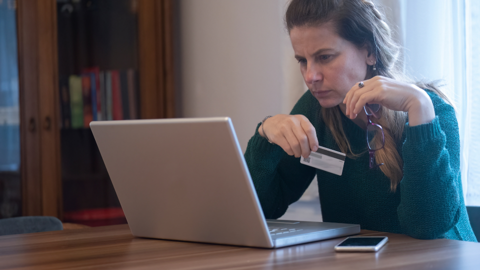 How to Handle Bank Scams: Protect Yourself from Financial Fraud In 2025